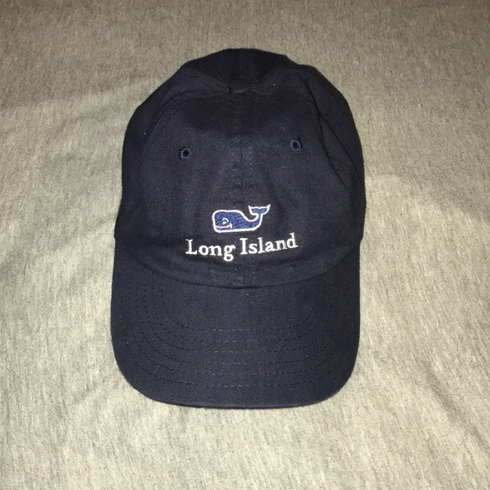 Navy Blue Vineyard Vines “Long Island” Hat